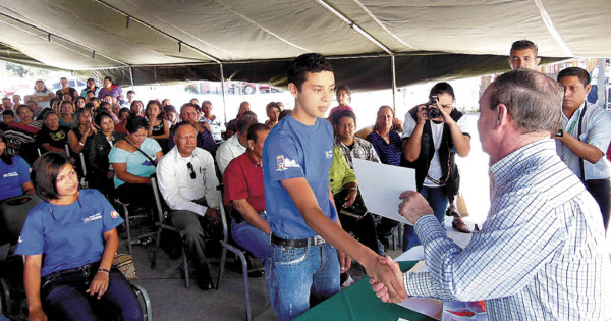 Escuela Taller De Comayagua Grad A A Nuevos Profesionales T Cnicos