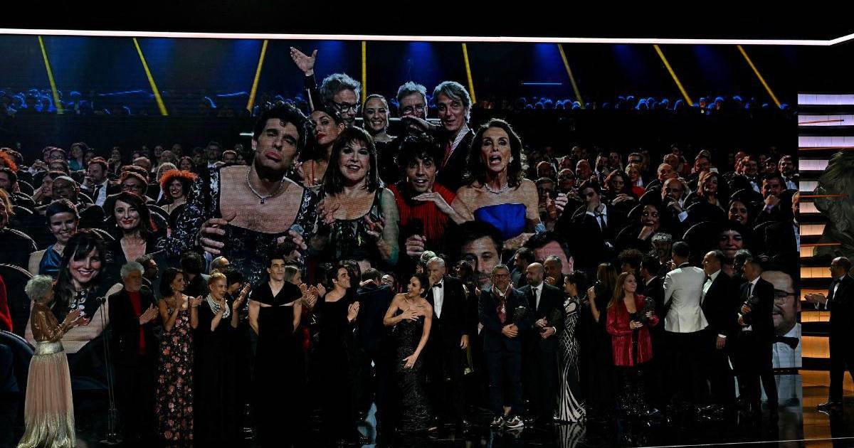 La Sociedad De La Nieve Arrasa En Los Premios Goya