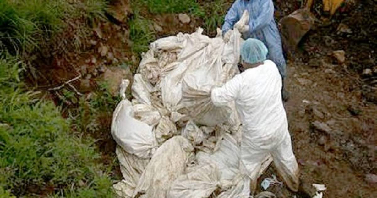 Sepultan 27 cadÃveres en fosa comÃºn