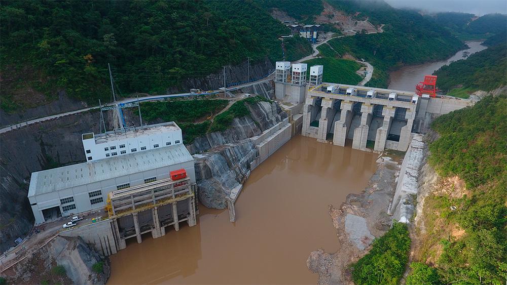 Sabotaje en Patuca III: se extraviaron vigas de apoyo de la compuerta y dañaron turbina