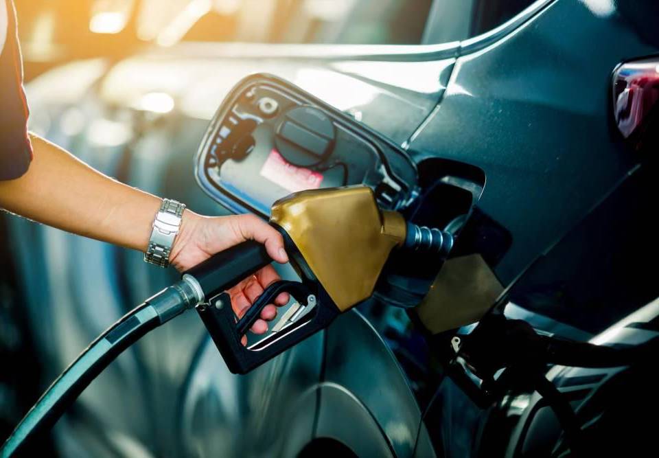 Por el bajo consumo que tendría la gasolina superior de 97 octanos es más probable que se vaya a vender solo en Tegucigalpa y San Pedro Sula.