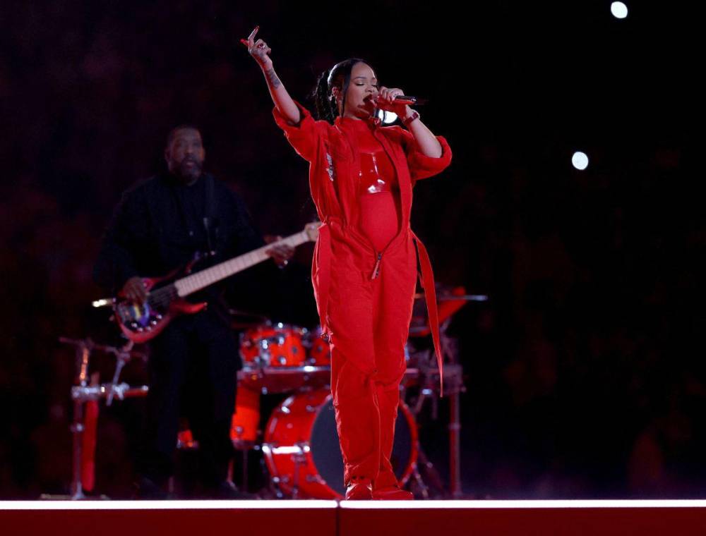 Rihanna, en la Super Bowl: todos los detalles de su look premamá