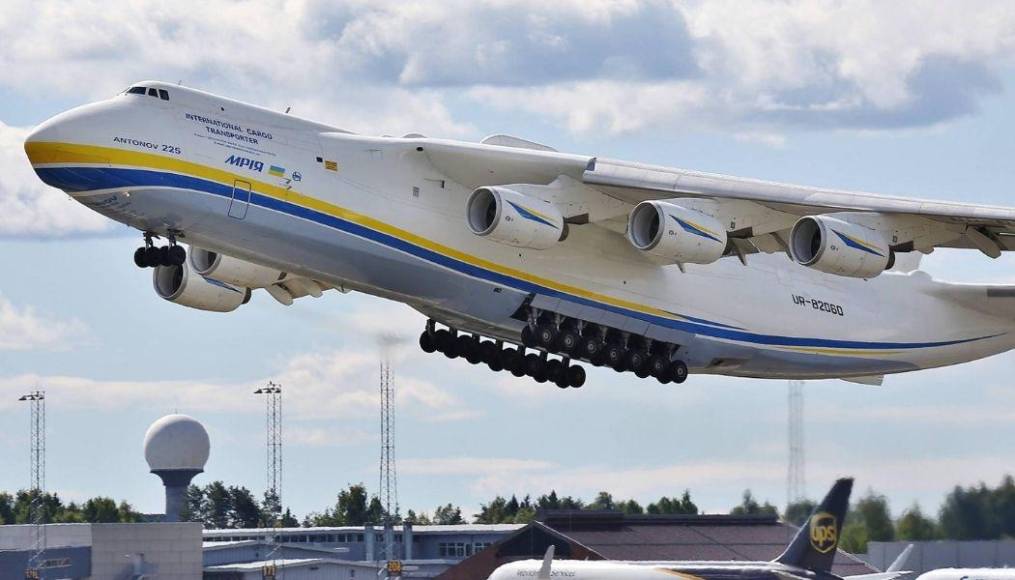 Antónov An-225, el avión más grande del mundo destruido por Rusia