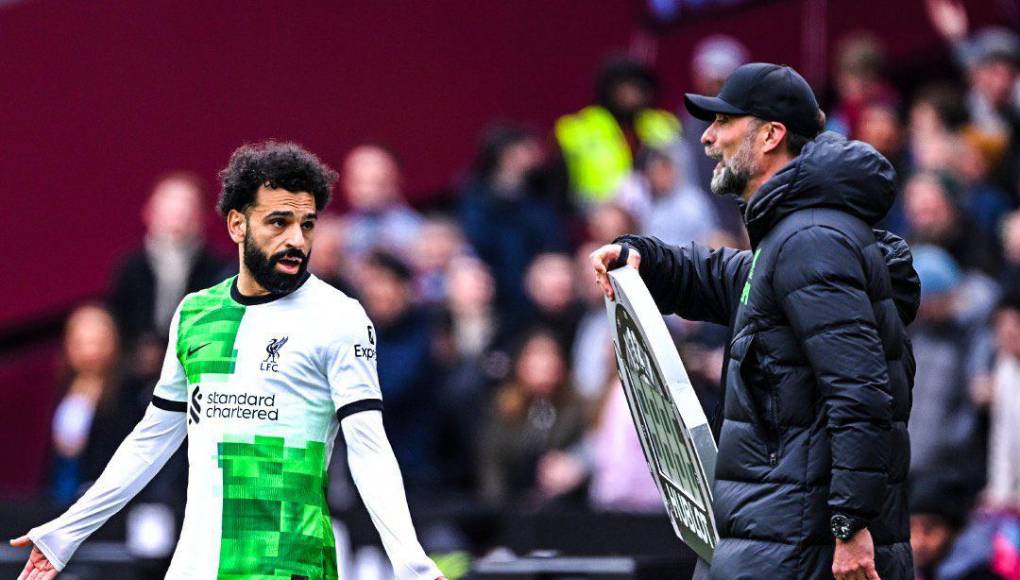 Salah se pelea con Klopp previo a ingresar en el West Ham-Liverpool