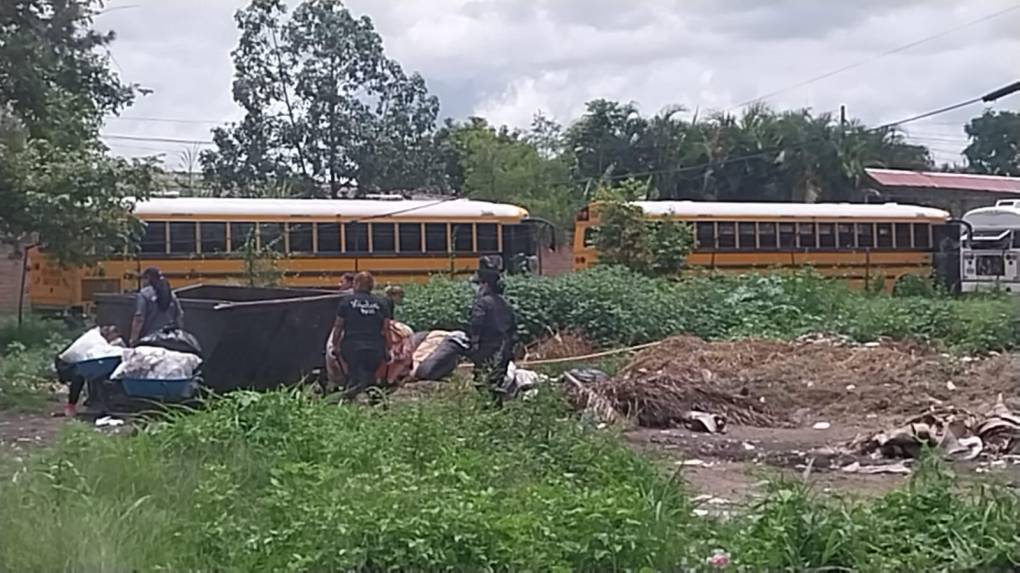 Angustia y dolor: Familiares desesperados exigen respuestas sobre la matanza en PNFAS