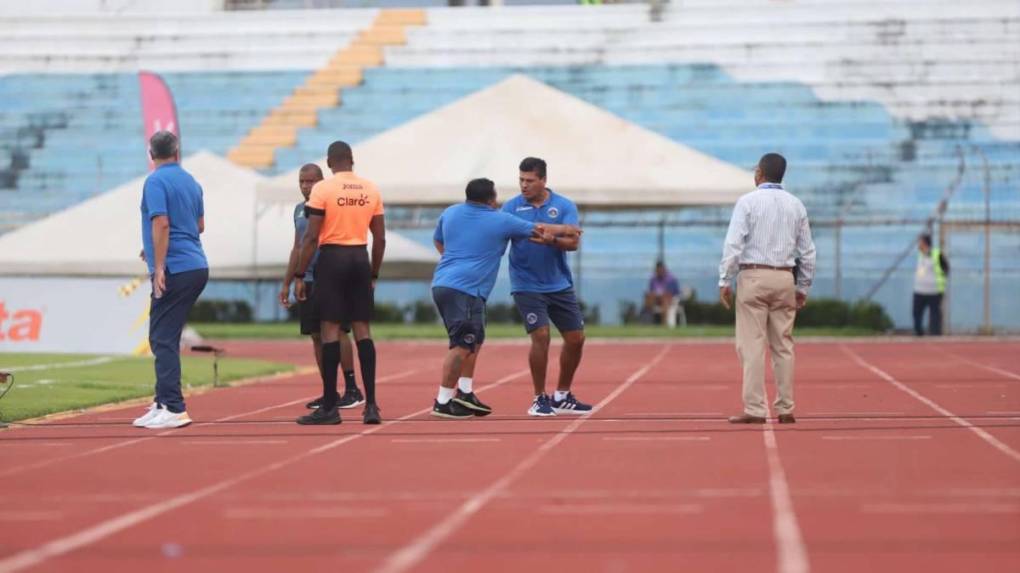 Dos exMotagua presentes, Real España sufre duro golpe y el error de Cléver Portillo