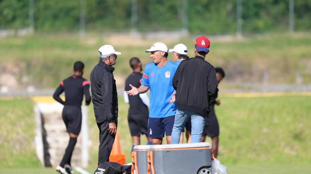 Olimpia afina detalles en último entreno previo a final ante Motagua