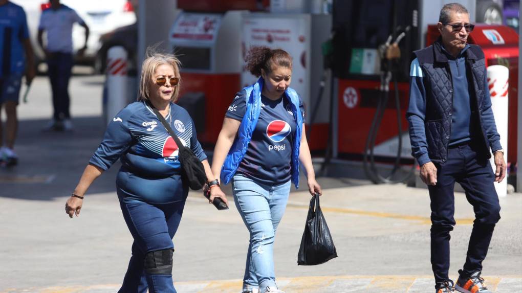 ¡Gran ambiente! Así se vive la previa de la final entre Motagua y Olimpia