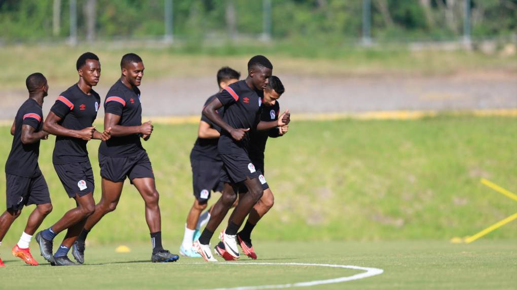 Olimpia afina detalles en último entreno previo a final ante Motagua