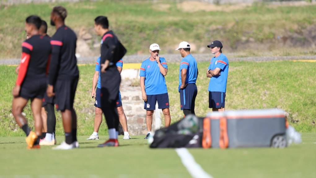 Olimpia afina detalles en último entreno previo a final ante Motagua