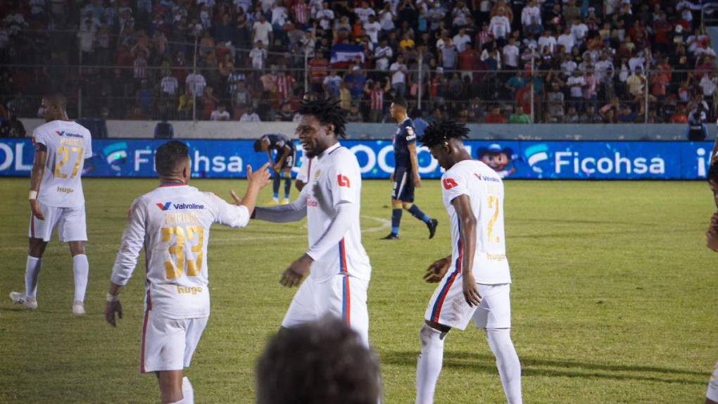 ¡Euforia! Así celebraron los jugadores de Olimpia el gol de José García