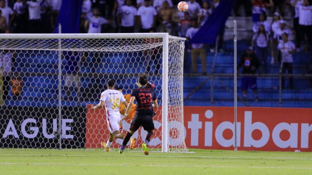 Noche épica: las mejores imágenes del triunfo histórico de Olimpia sobre el Atlas