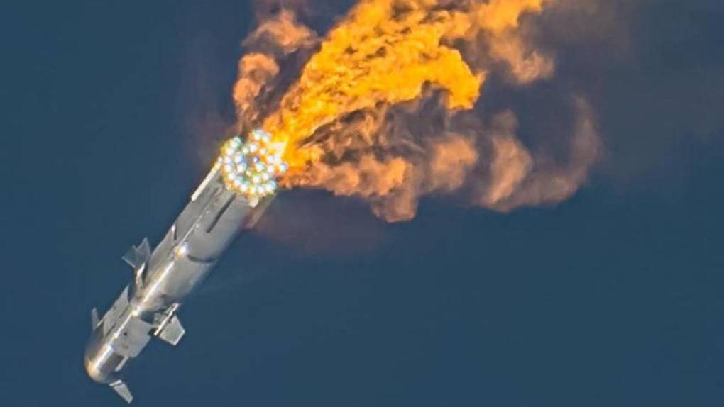 Explotó a los pocos minutos de despegar: así se desintegró el cohete Starship de SpaceX