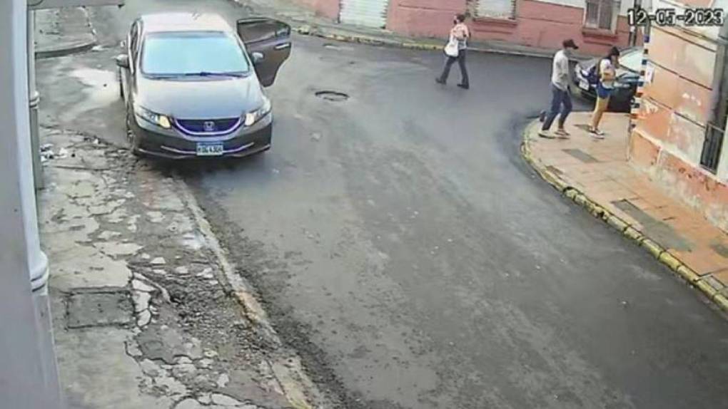 Un vehículo robado, video de asalto y tres muertos: lo que dejó acción policial contra banda robacarros