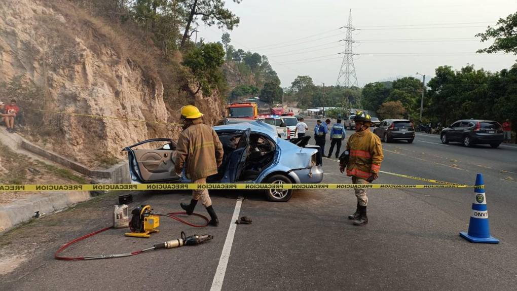 Destrozos y luto: el accidente que cobró la vida de una familia en cuesta de La Virgen