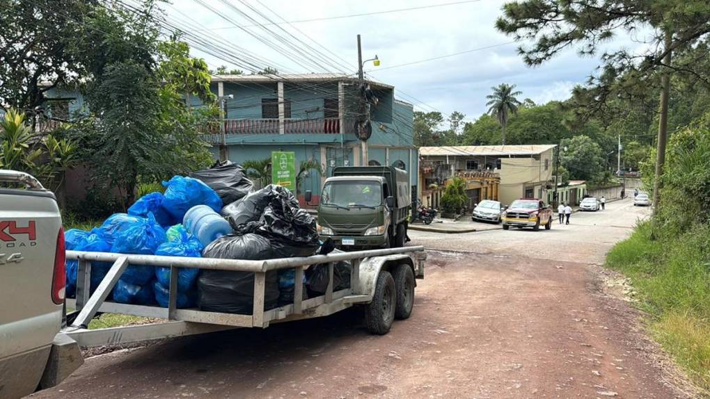 Más de 30 toneladas de basura: así avanza proyecto de Kerin Arita para limpiar carreteras