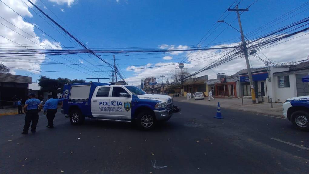 Asaltantes fingieron ser clientes y mataron a un taxista VIP en el bulevar Morazán