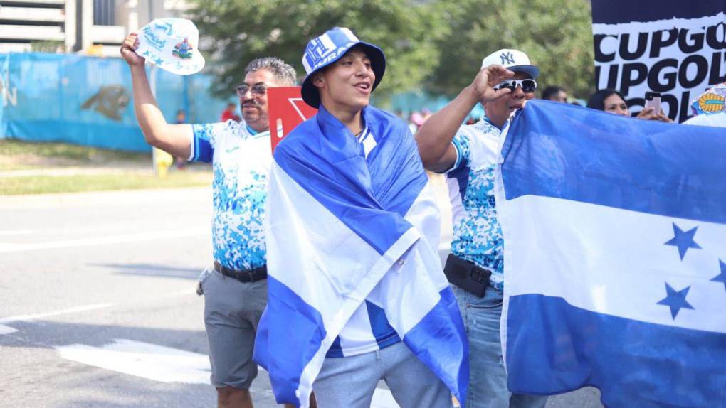Con carneada incluida, catrachos arman la fiesta previo al Honduras vs Haití