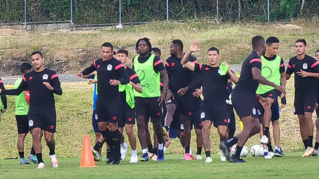 Olimpia entrena con su ‘nuevo’ fichaje previo a inicio torneo Clausura