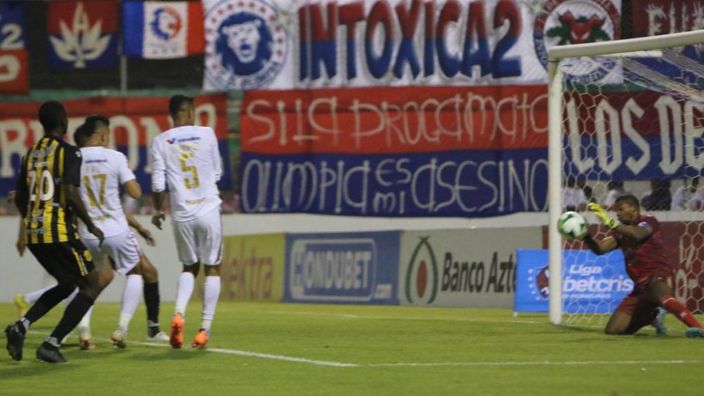 El gesto de Boniek, la locura de Ninrod y las bellezas: lo que no se vio de la jornada sabatina en la Liga Nacional