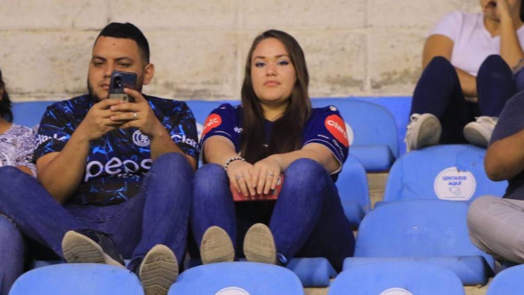 Las Bellezas que asistieron al partido entre Motagua y Pachuca