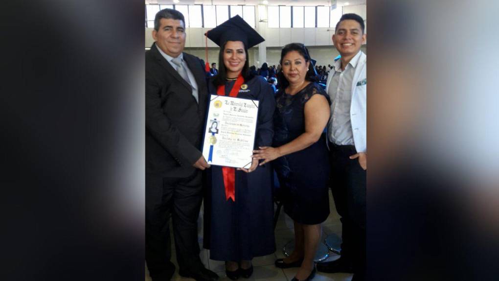 Viajó a festejar el cumpleaños de su hija y murió ahogado: tragedia de salvadoreño en Roatán