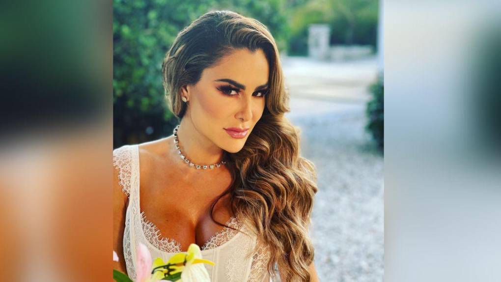 ¿Qué le pasó? Cuestionan aspecto de Ninel Conde en reciente fotografía