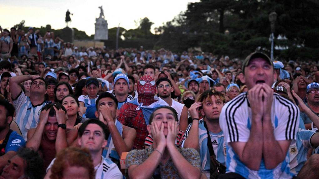 Alegría y llanto: La clasificación de Argentina en imágenes