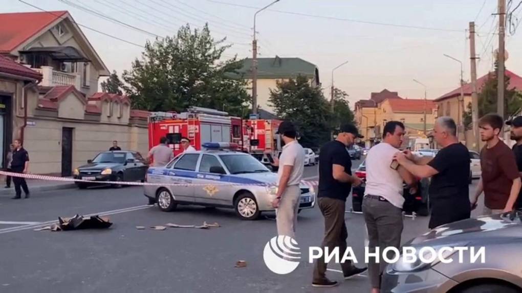 Suman 19 muertos en ataques contra iglesias ortodoxas y una sinagoga en Rusia