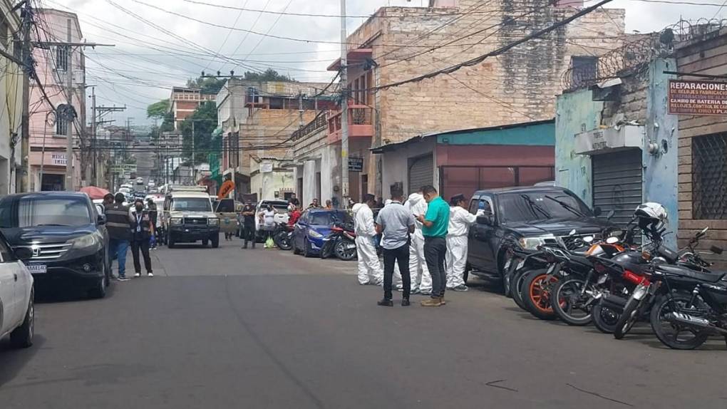 Limpiaparabrisas encendidos, cervezas y dos cuerpos: escena donde murió abogado en Comayagüela