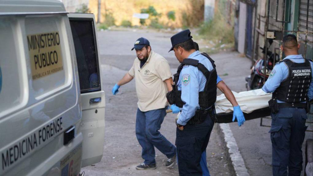 Siete muertos, dos carros incautados y un móvil sin esclarecer: lo más reciente sobre masacre en Comayagüela