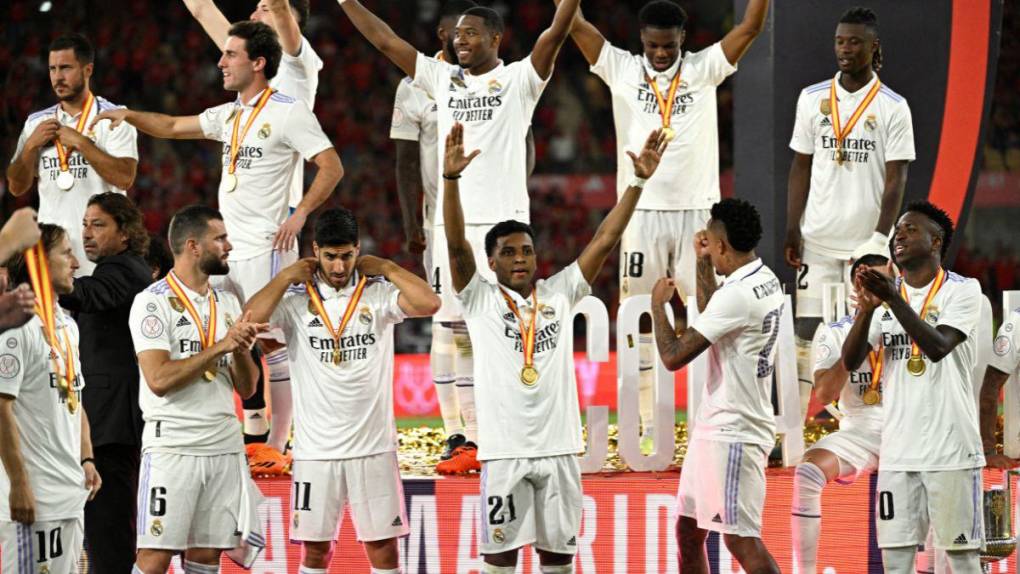 Nuevo título de Ancelotti, Rodrygo héroe y locura blanca: los festejos del Madrid tras conquistar la Copa