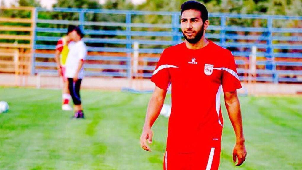 Futbolista de Irán, Amir Nasr Azadani, no será ejecutado, pero recibe dura condena