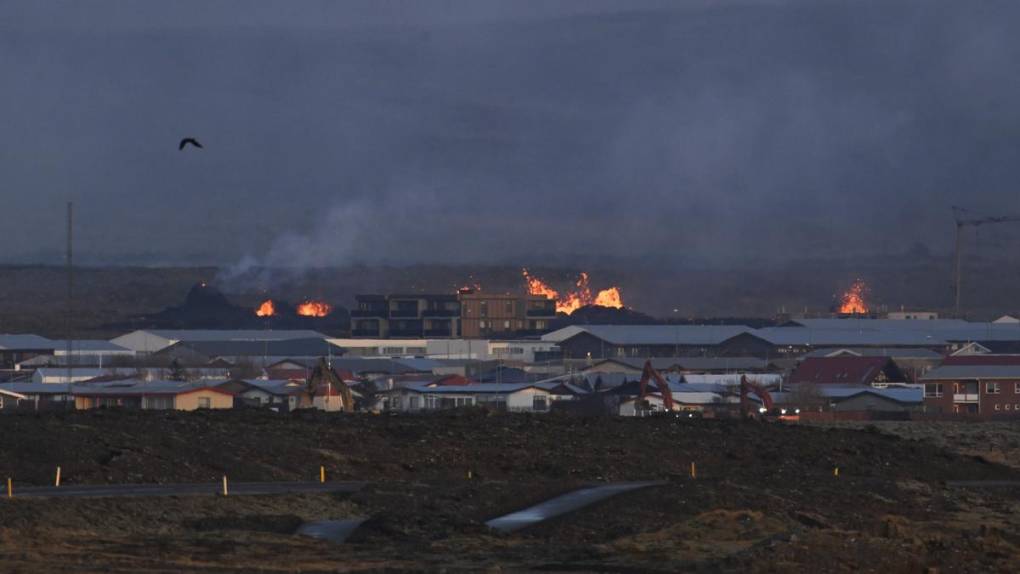 Islandia sigue siendo golpeado por las erupciones volcánicas