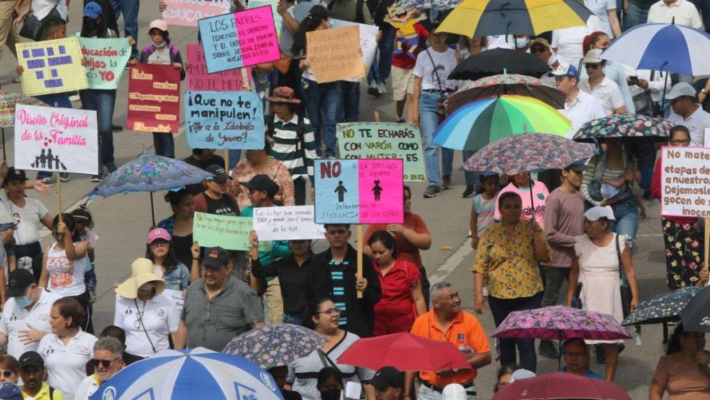 Masivas protestas contra ideología de género en Tegucigalpa y otros puntos de Honduras