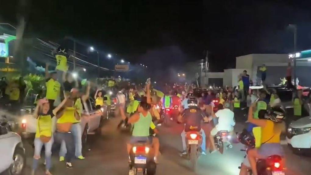 Bajo un impresionante ambiente, Olancho FC fue recibido por su afición en Juticalpa