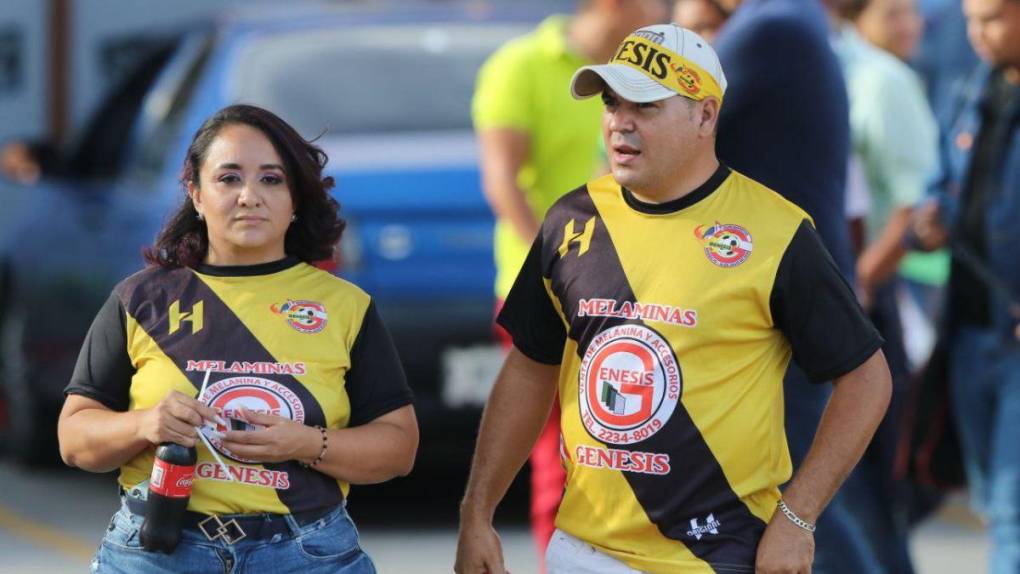 ¡Quieren ser de primera! Gran ambiente para la finalísima de ascenso entre Génesis y Juticalpa FC