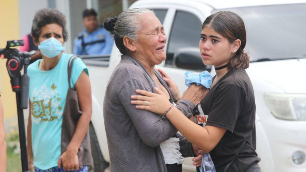 Matanza en PNFAS: angustia y desconsuelo se apodera de familiares de las víctimas