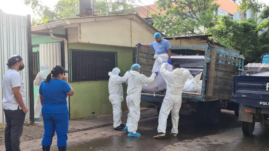 Realizan tercera inhumación del año de cuerpos no reclamados en Tegucigalpa