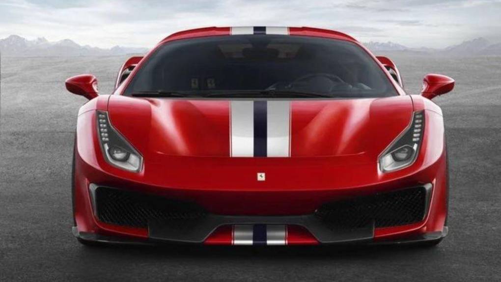 Ferrari 488 Pista: el lujoso auto que compró pero no puede usar Kylian Mbappé