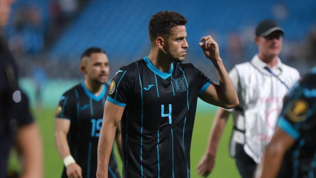 Los rostros de tristeza de los jugadores de Honduras tras la eliminación de la Copa Oro
