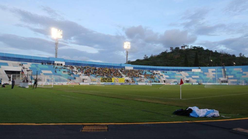 ¡Quieren ser de primera! Gran ambiente para la finalísima de ascenso entre Génesis y Juticalpa FC