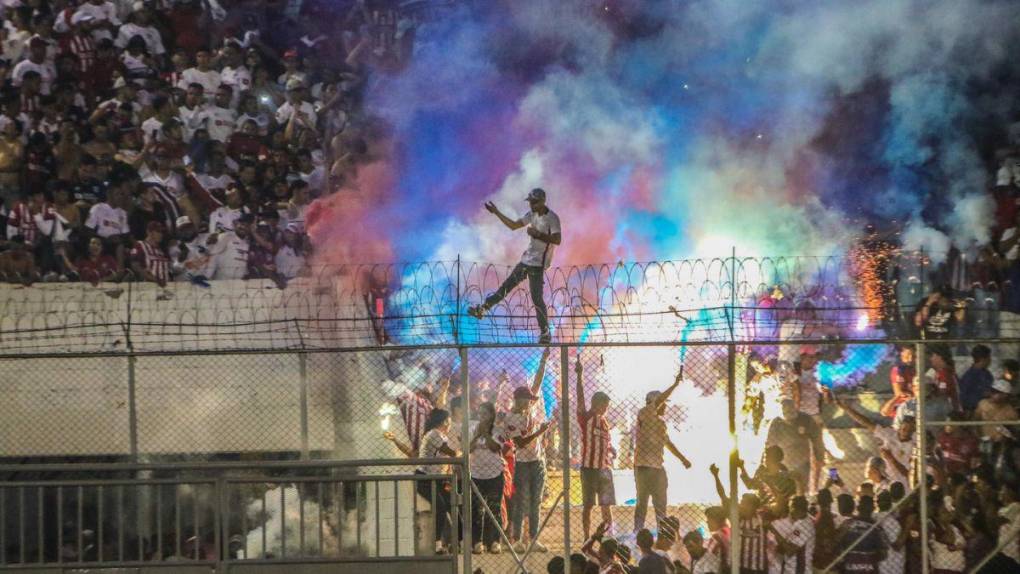 La euforia de Olimpia en la celebración de la copa número 36