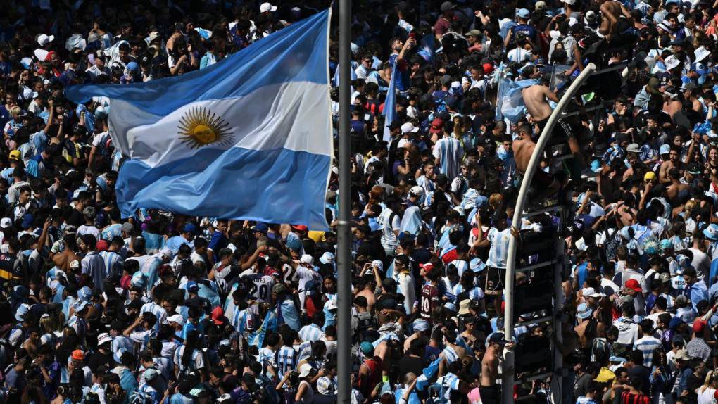 Mar albiceleste: locura total en Buenos Aires para festejar el campeonato del mundo de Argentina