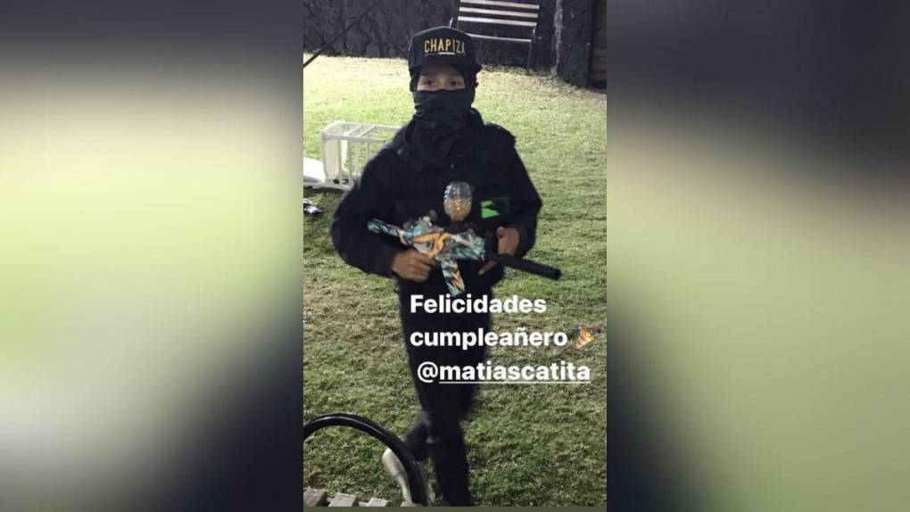 La polémica fiesta de cumpleaños con temática de “El Chapo” Guzmán que un jugador mexicano le regaló a su hijo