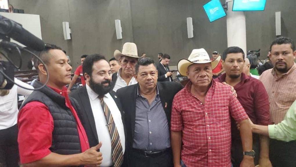 Diputado, pastor y empresario: así es Samuel García, el hombre detrás del éxito del Olancho FC