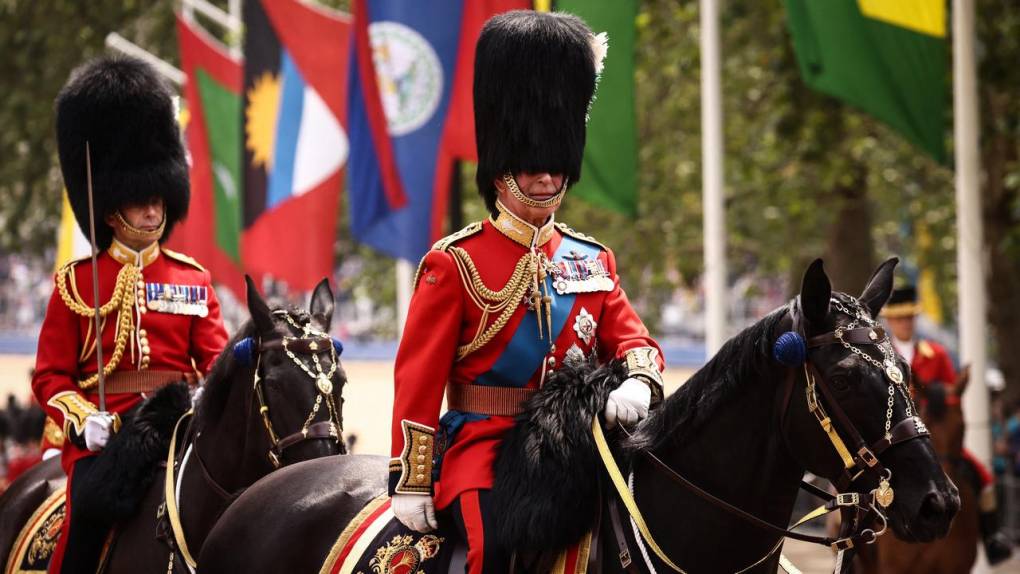 Las imágenes del desfile de Carlos III por su cumpleaños