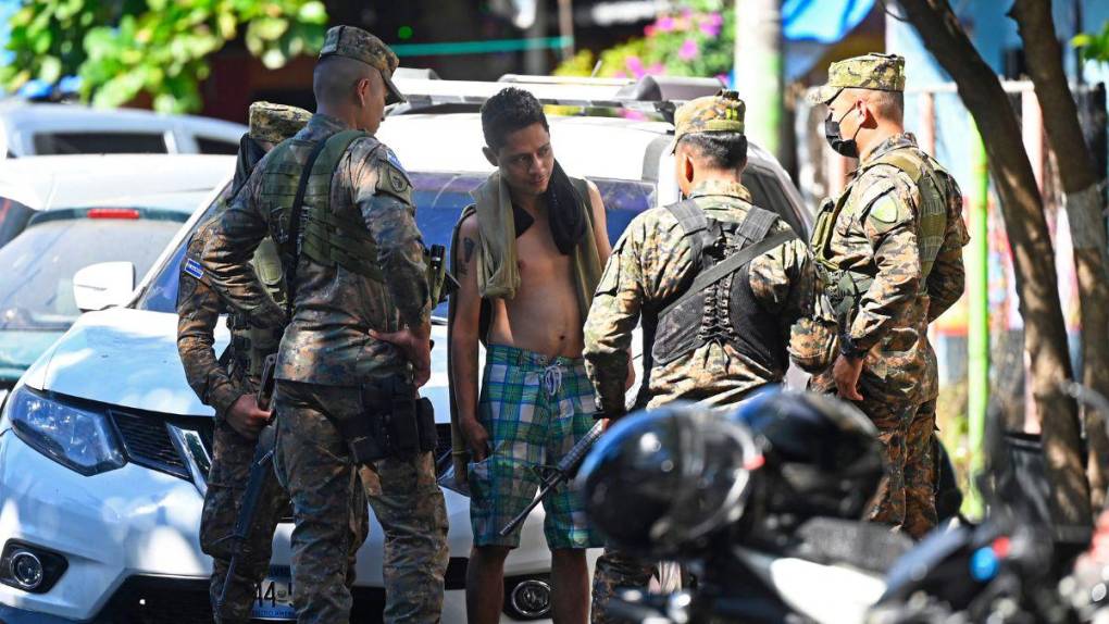 Guerra contra las pandillas: otros 2 mil agentes cercan más barrios de San Salvador