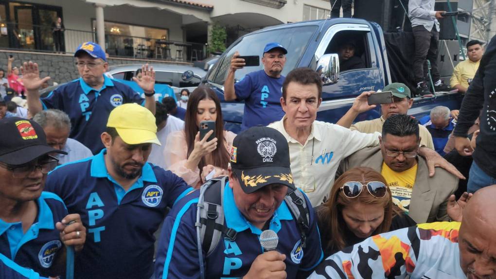 Hondureños marchan en contra del matrimonio igualitario