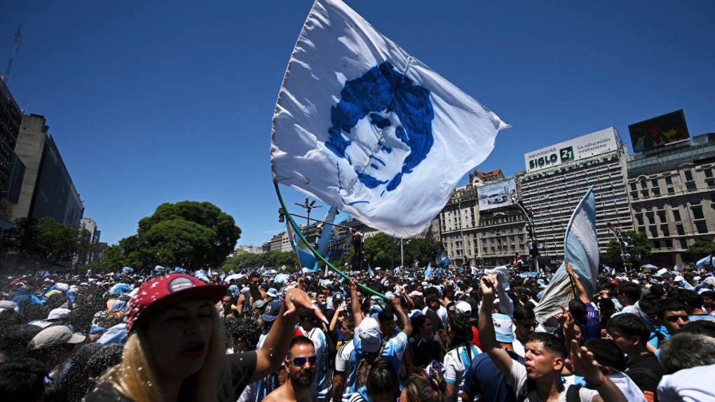 Mar albiceleste: locura total en Buenos Aires para festejar el campeonato del mundo de Argentina